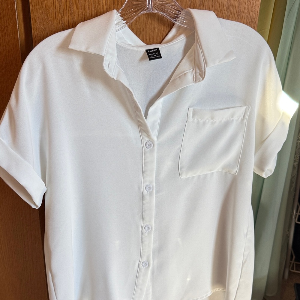 SHEIN Women's White Button-Up Blouse